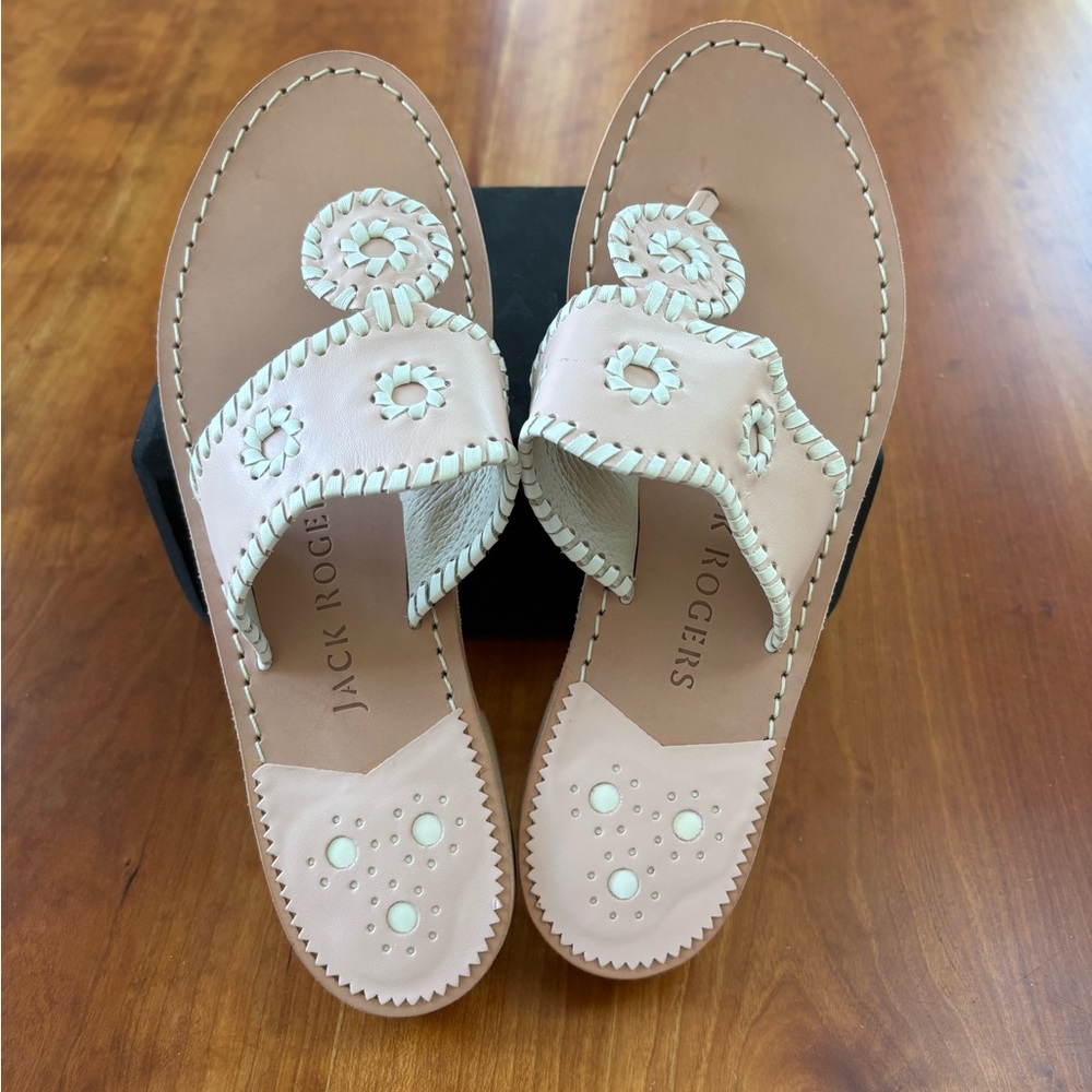 Jack Rogers Navajo Sandal in Pink Size 9